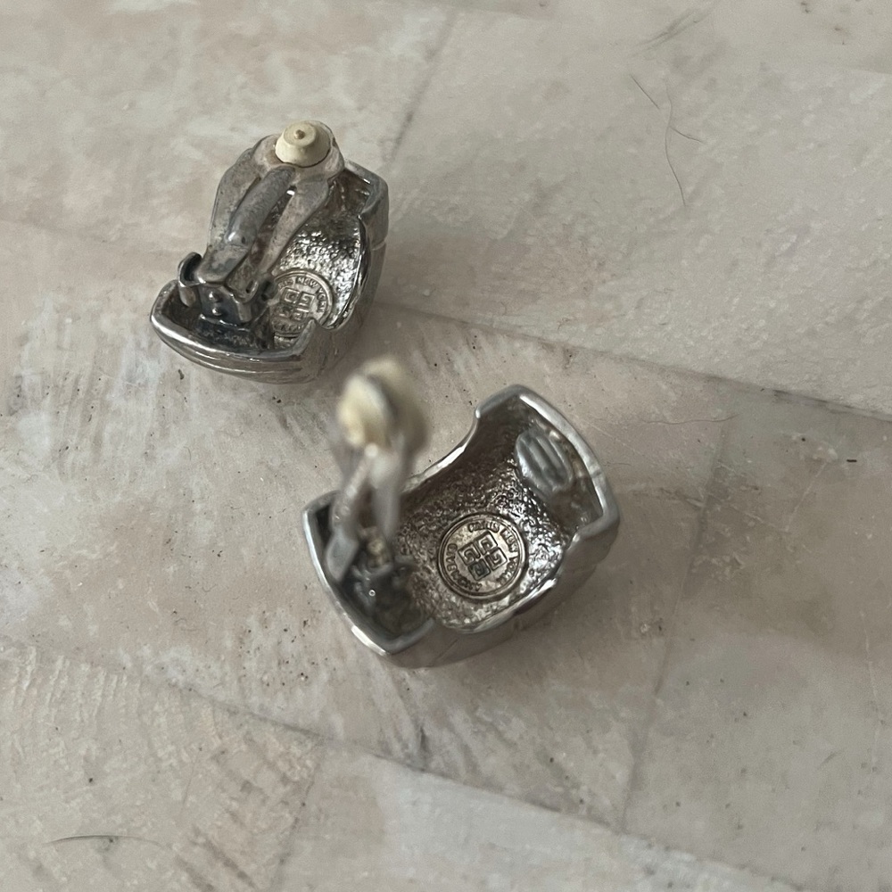Givenchy Silver Ribbed Earrings - image 3
